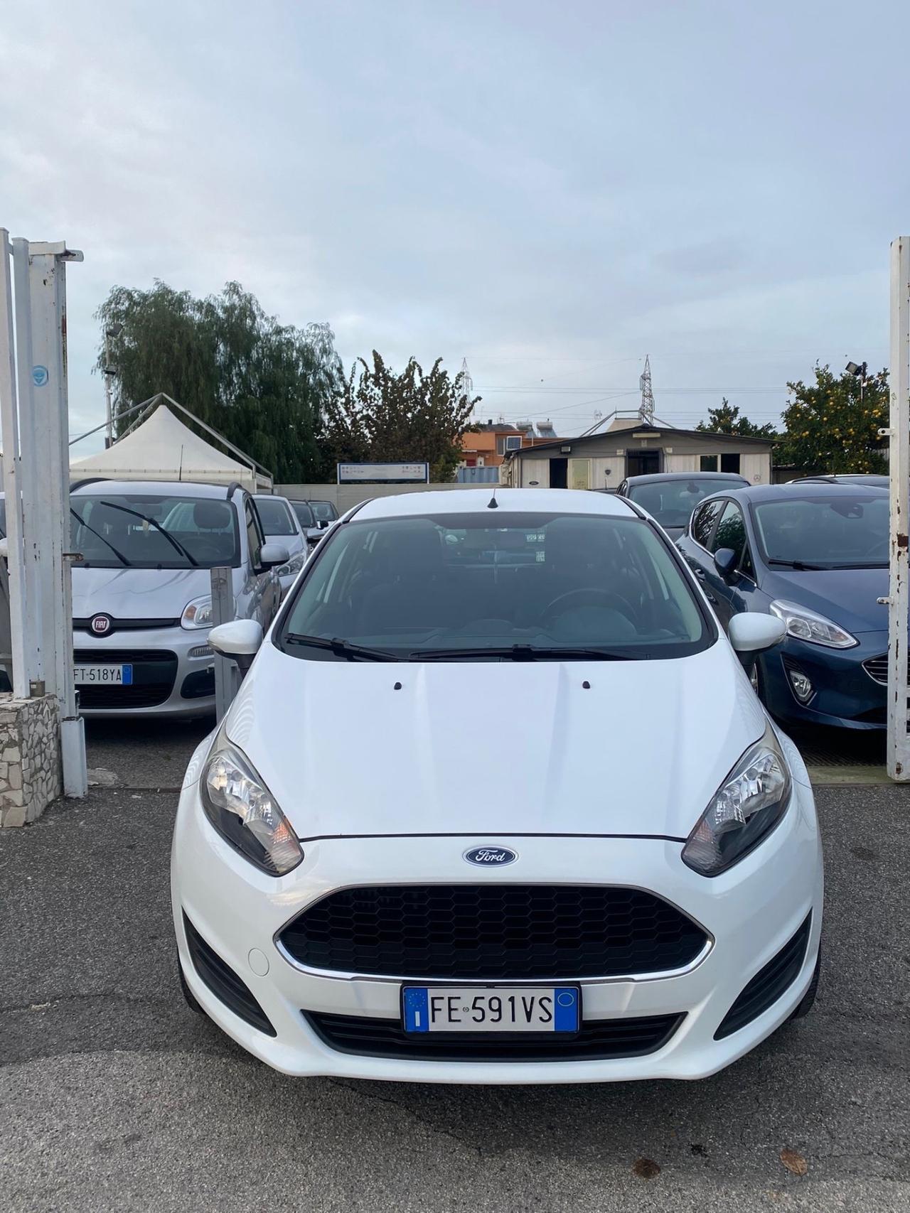 Ford Fiesta Plus 1.5 TDCi 75CV 5 porte
