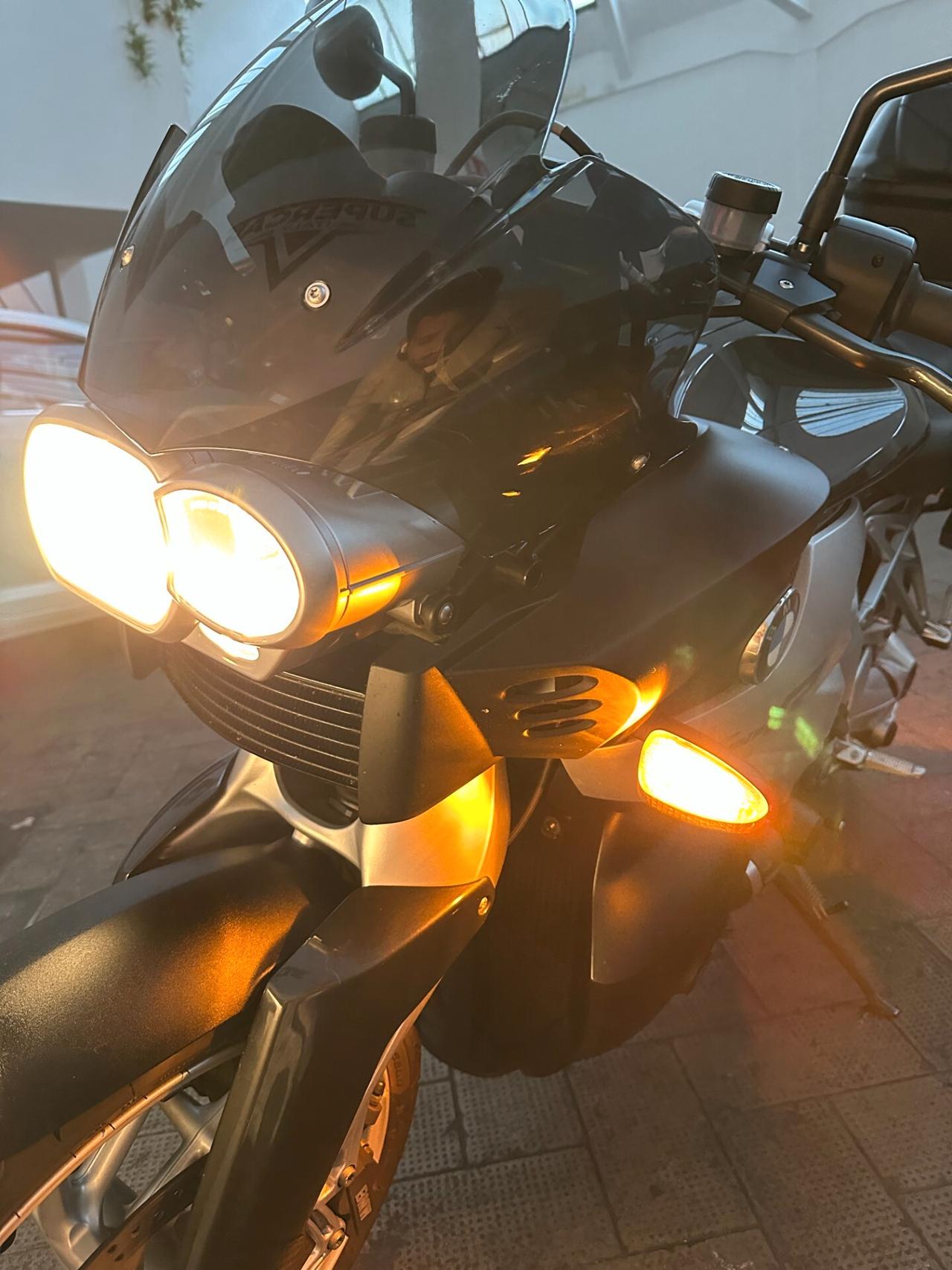 Bmw K 1200 R, tenuta e usata con amore e passione, pari al nuovo