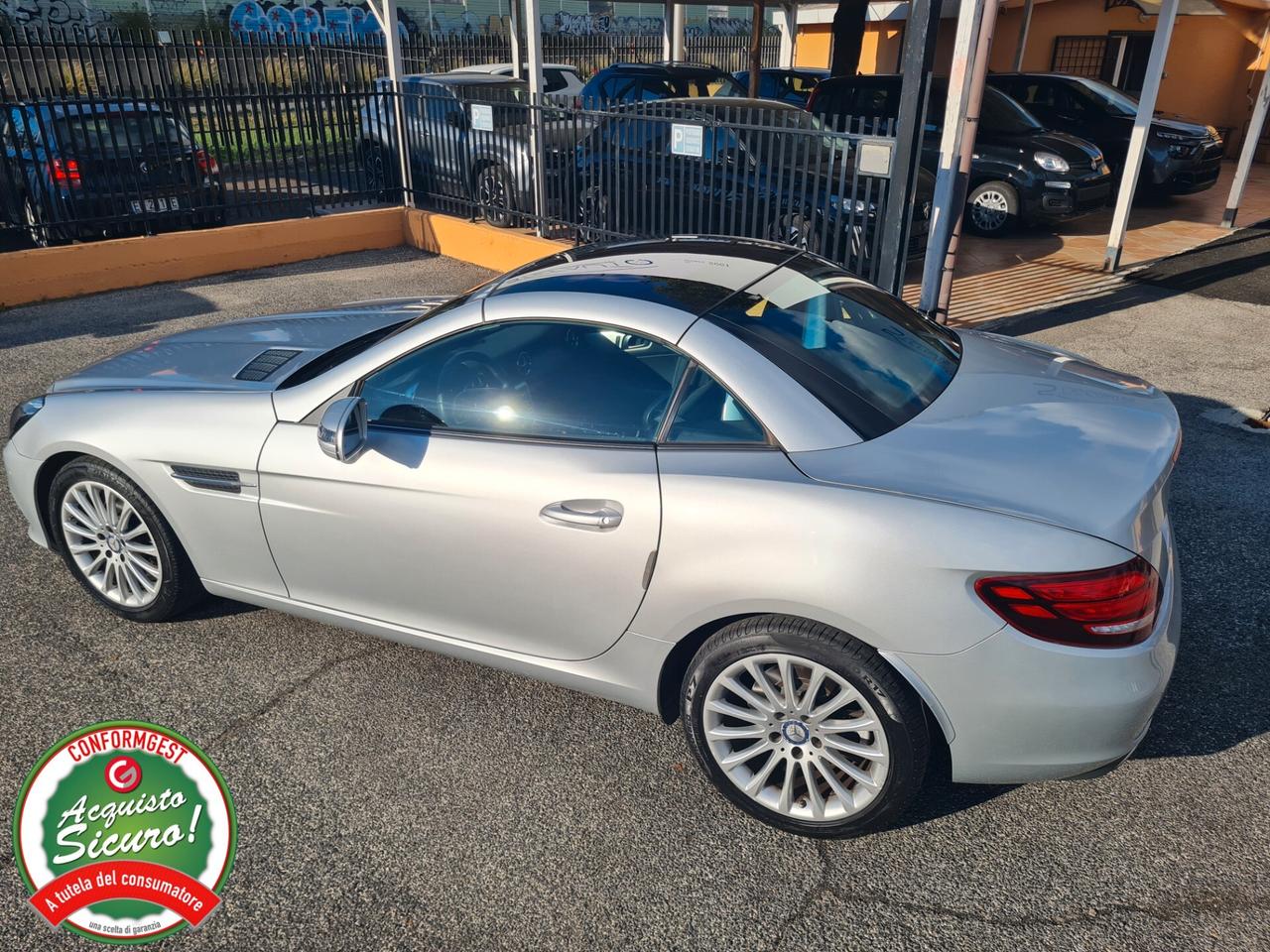 Mercedes SLC 200 Premium*AUTOM*NAVI*PELLE*CRUISE*