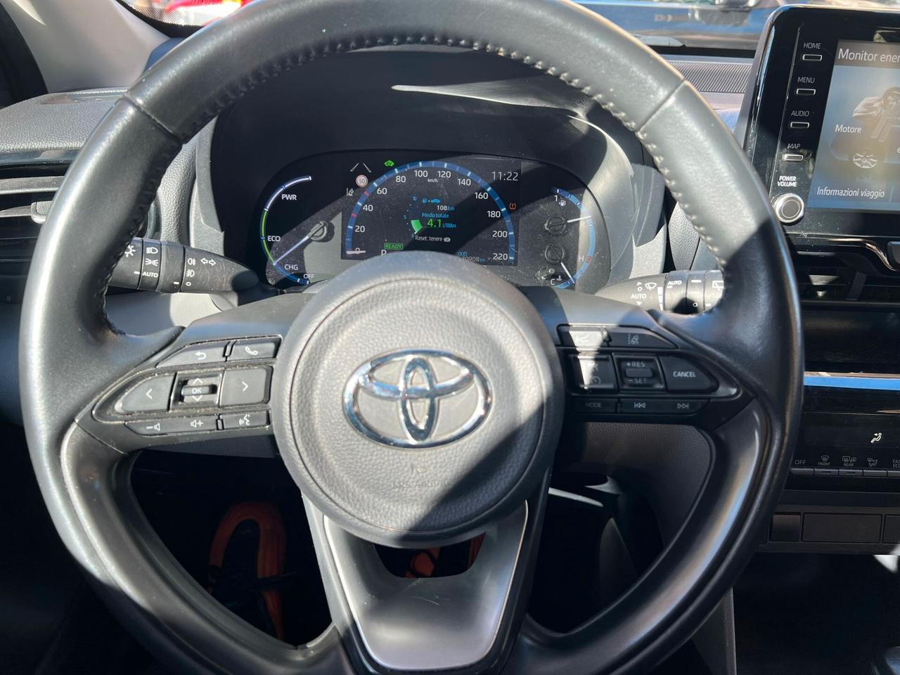 Toyota Yaris Cross 1.5 Hybrid E-CVT AWD-i Business
