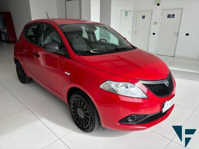 LANCIA Ypsilon 1.0 FireFly 5 porte S&S Hybrid Silver