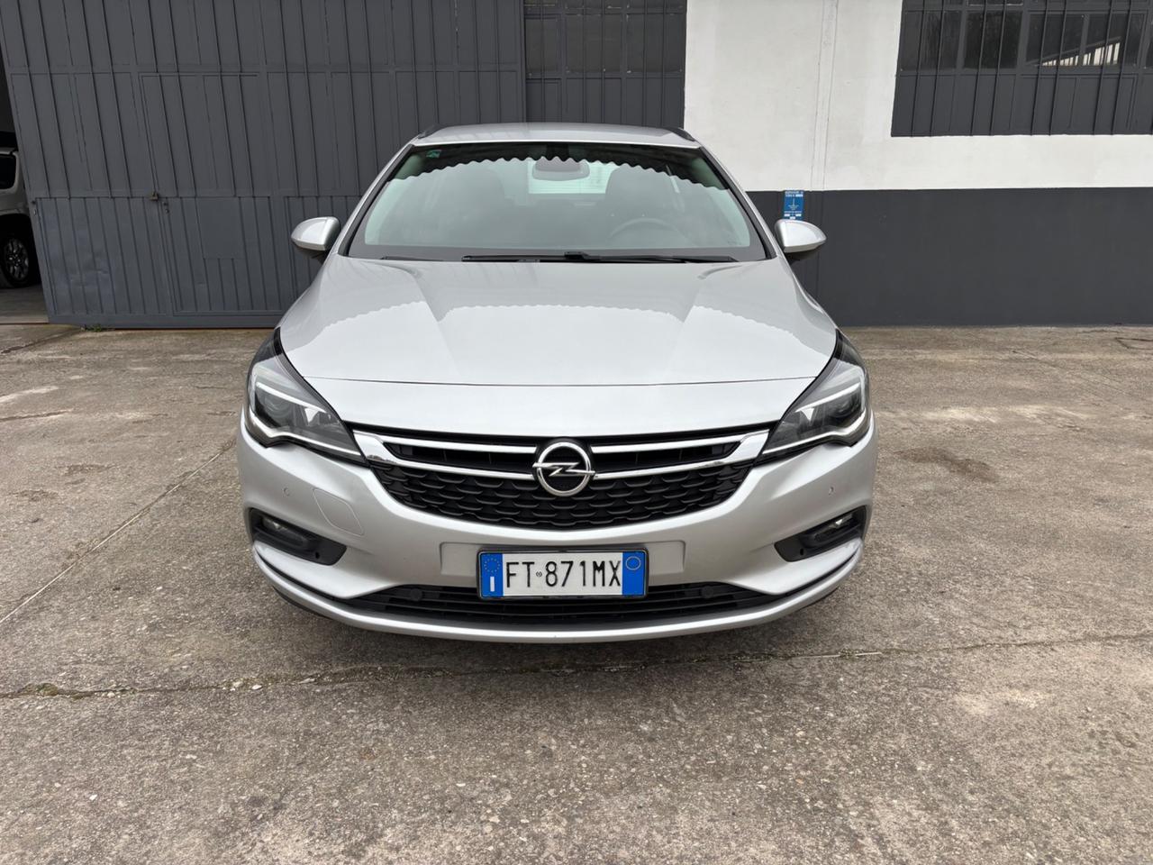 Opel Astra 1.6 CDTi 110CV. Neopatentati. Garanzia