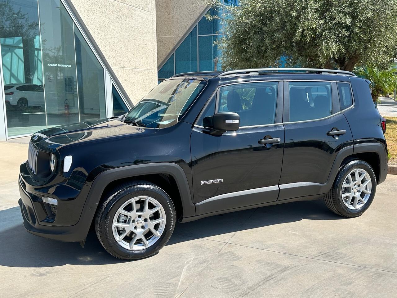 Jeep Renegade 1.5 Altitude offerta T-Stock prezzo imperdibile