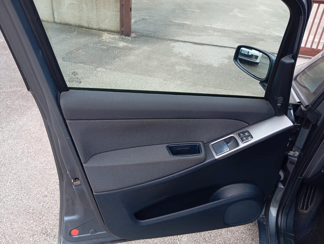 Lancia MUSA 1.4 16V Oro