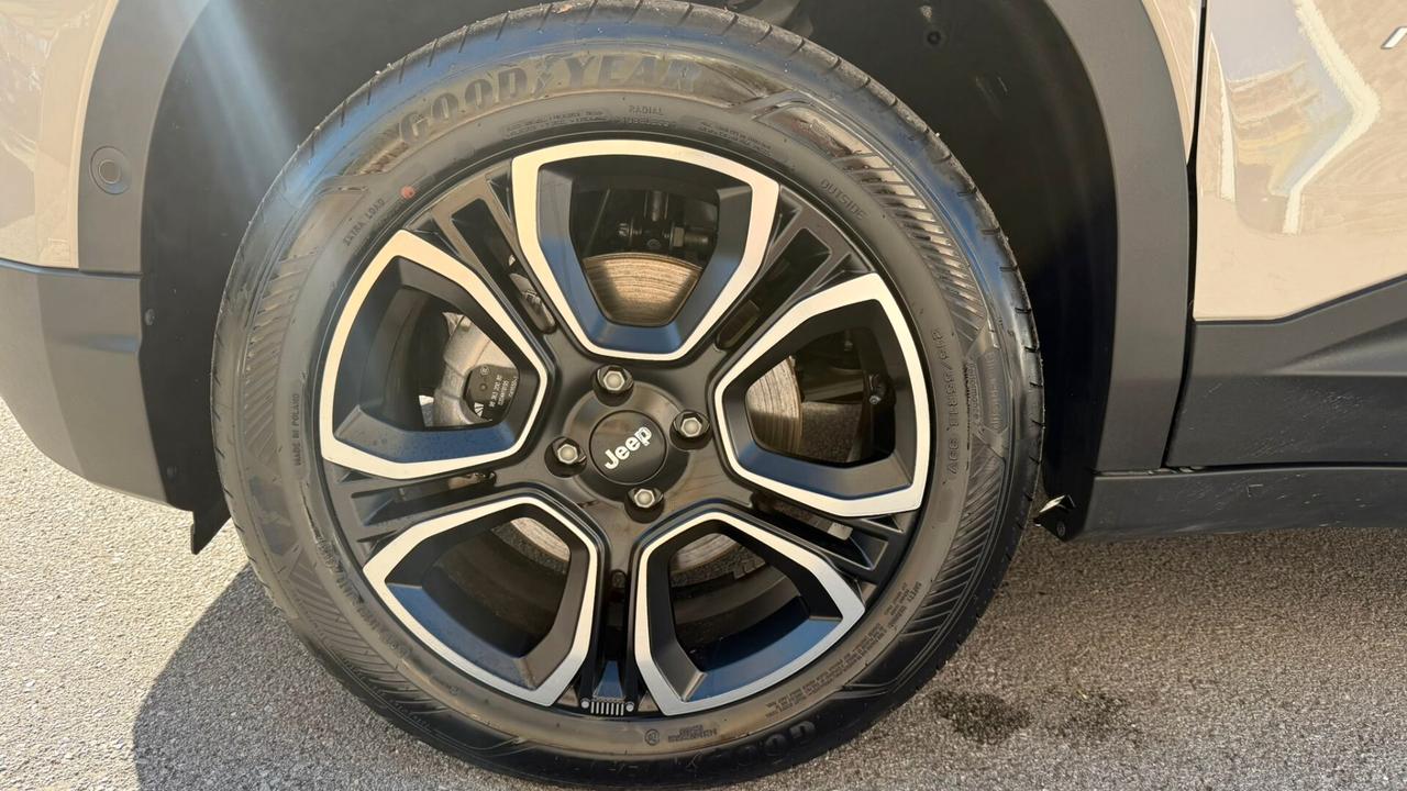 JEEP AVENGER BEV SUMMIT KM0 2026 TETTO APRIBILE