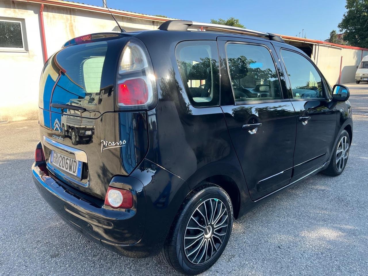 Citroen C3- Picasso -1.6 hdi - full-2013