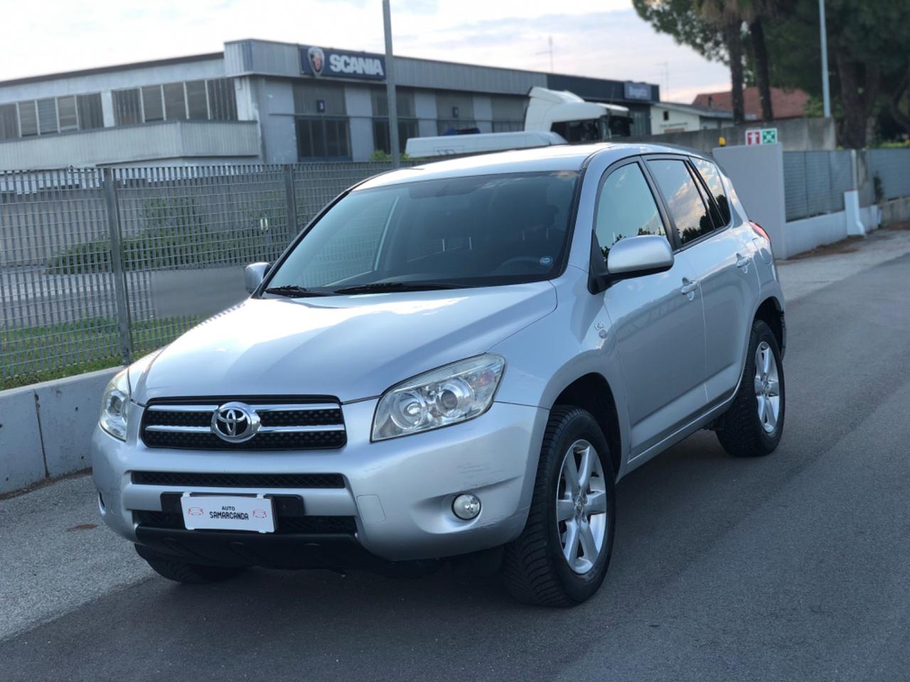 Toyota RAV 4 RAV4 2.2 D-4D 136 CV 4X4 2007