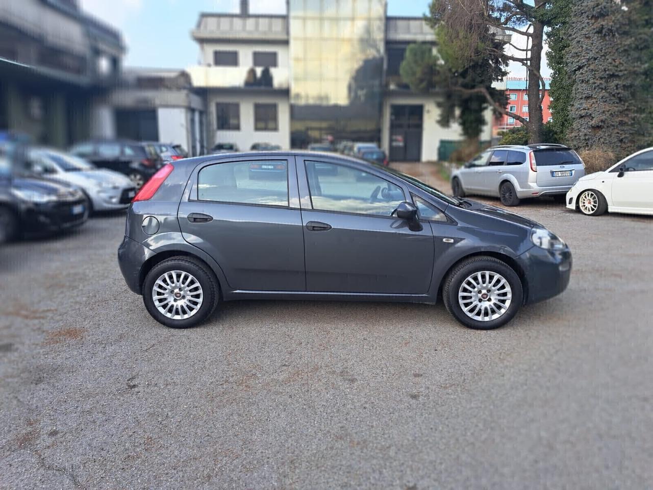 Fiat Punto 1.4 8V 5 porte Easypower Lounge
