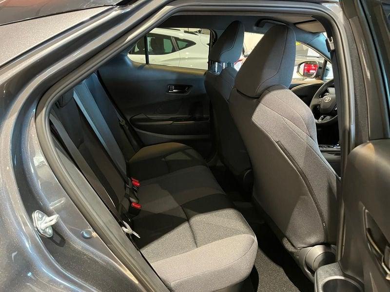 Toyota C-HR C-HR 2.0 HV Trend