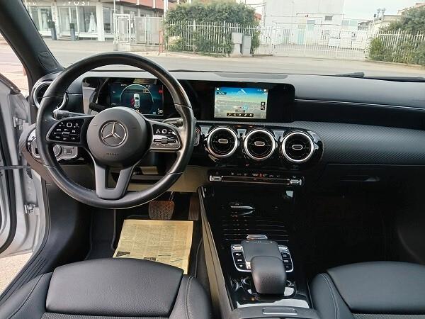 MERCEDES CLASSE 1.5 DIESEL 116 CV BUSINESS AUTOMATICO