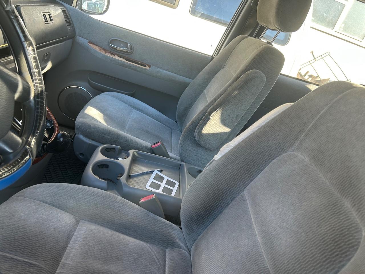 Kia Carnival 2.9 16V CRDi cat EX Van