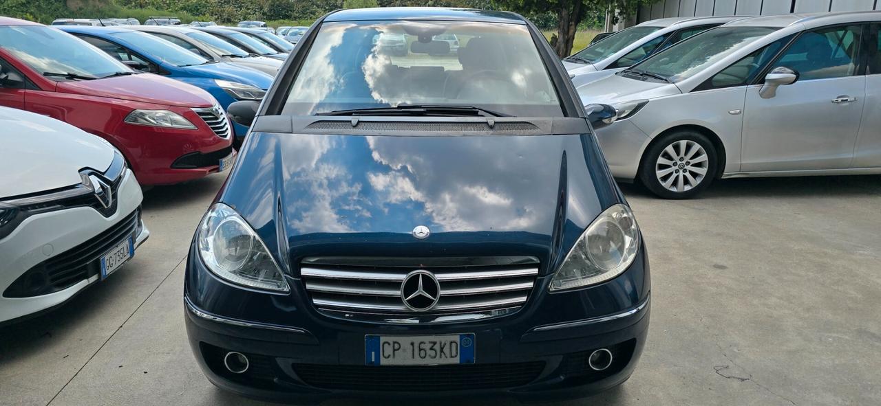 Mercedes-benz A 150 A 150 Classic Basic