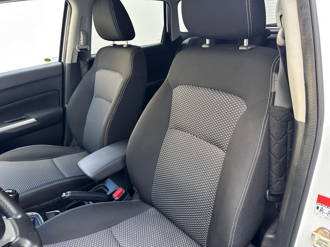 Suzuki Vitara 1.4 Hybrid Top