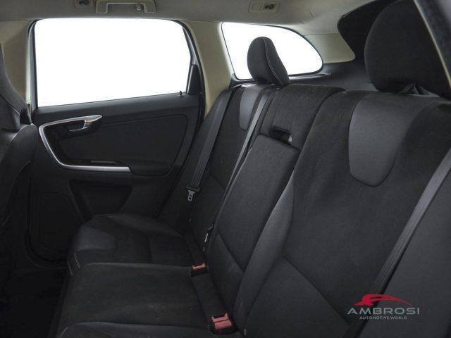 VOLVO XC60 2.4 D 175 CV FWD Momentum - PER OPERATORI DEL SETT