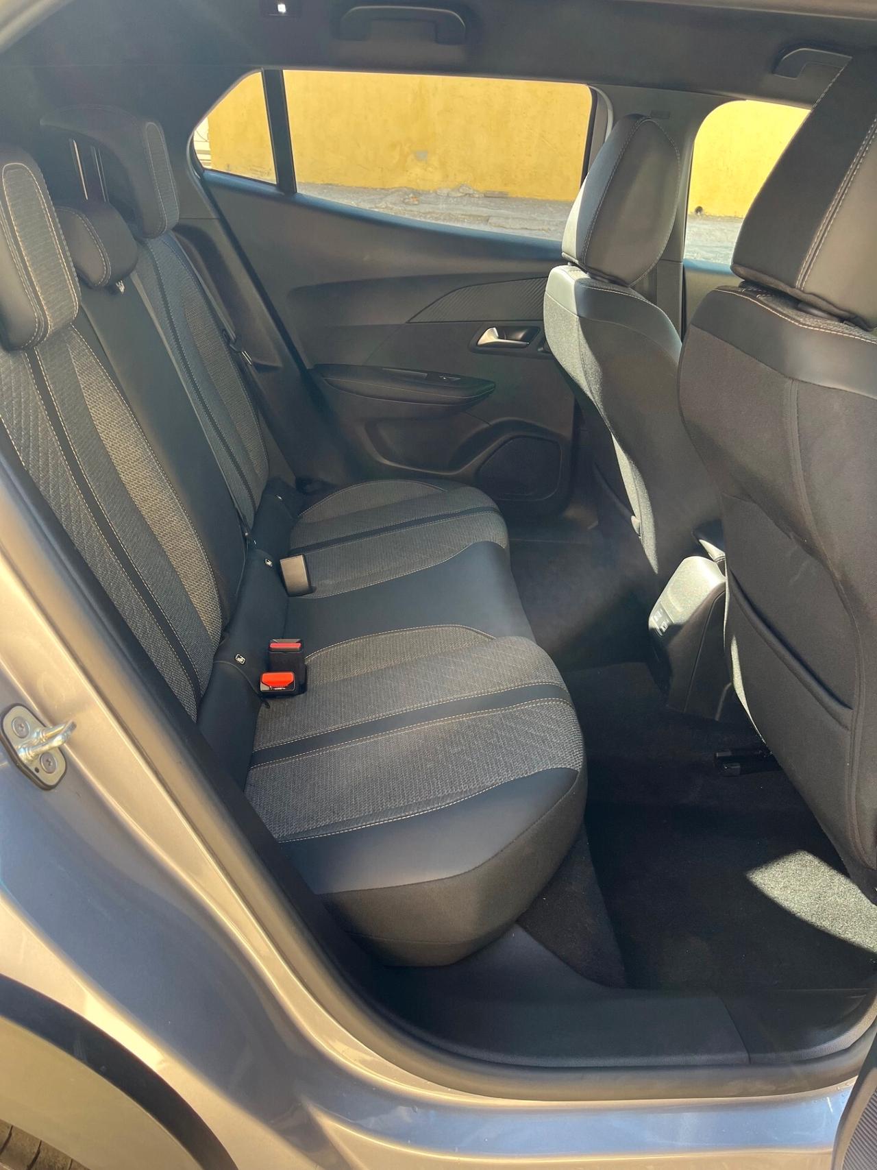Peugeot 2008 PureTech 100cv S&S Allure