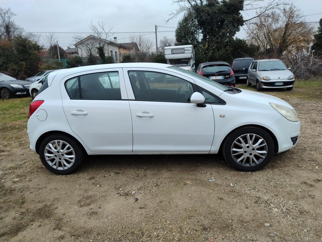 Opel Corsa 1.2 5 porte Cosmo