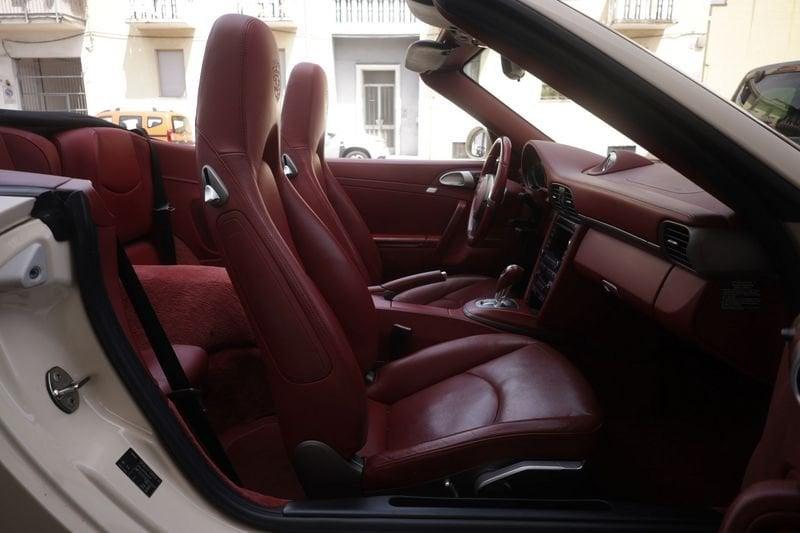 Porsche 911 Porsche 911 911 Cabrio 3.6 Carrera ANNO 2010