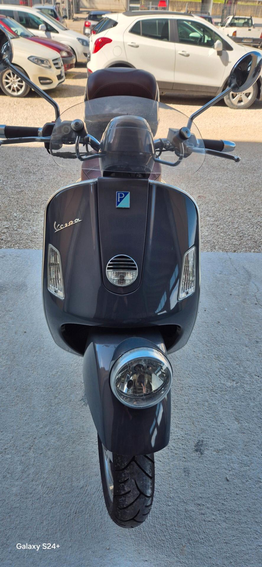 VENDO VESPA GTV 250 ie OTTIMO STATO
