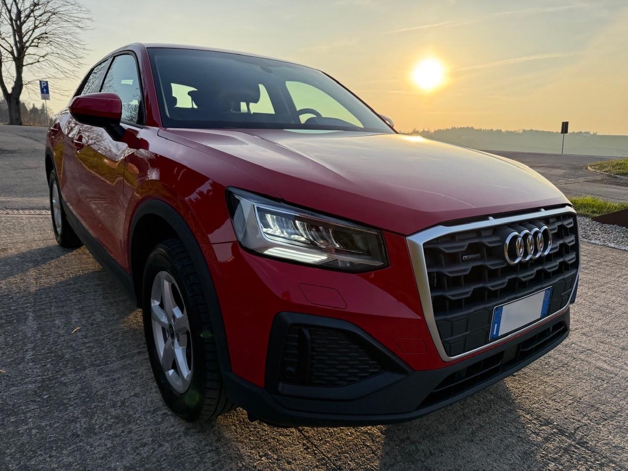 Audi Q2 40 TFSI quattro S tronic Business Advanced
