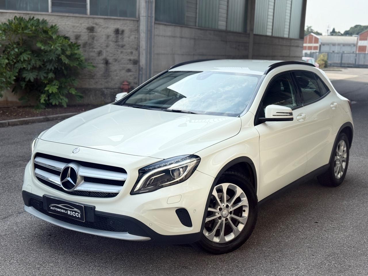 Mercedes-benz GLA 200 CDI Automatic 4Matic Sport 136cv