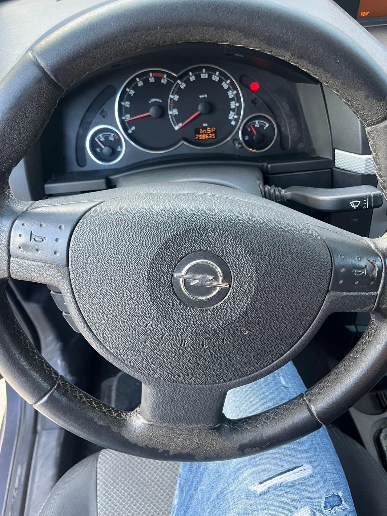 Opel Meriva 1.7 Diesel - Gancio Traino