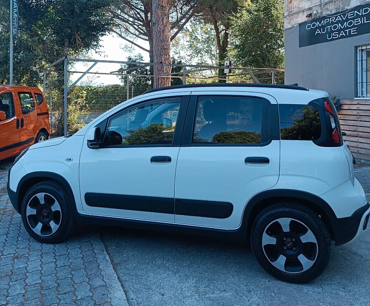 Fiat Panda CROSS 1.0 Hybrid 5 POSTI -FULL-2024