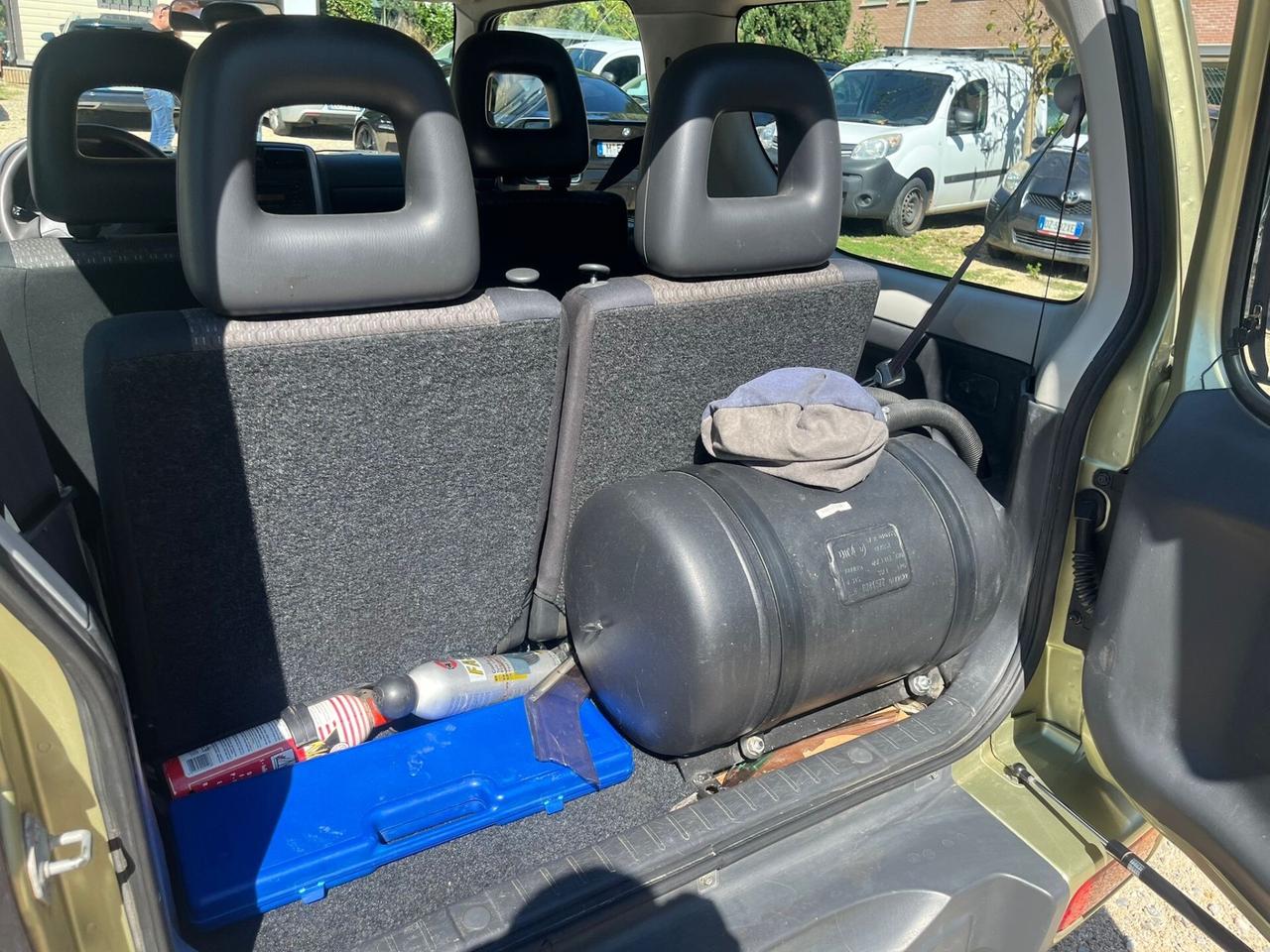 Suzuki Jimny 1.3i 16V cat 4WD Special