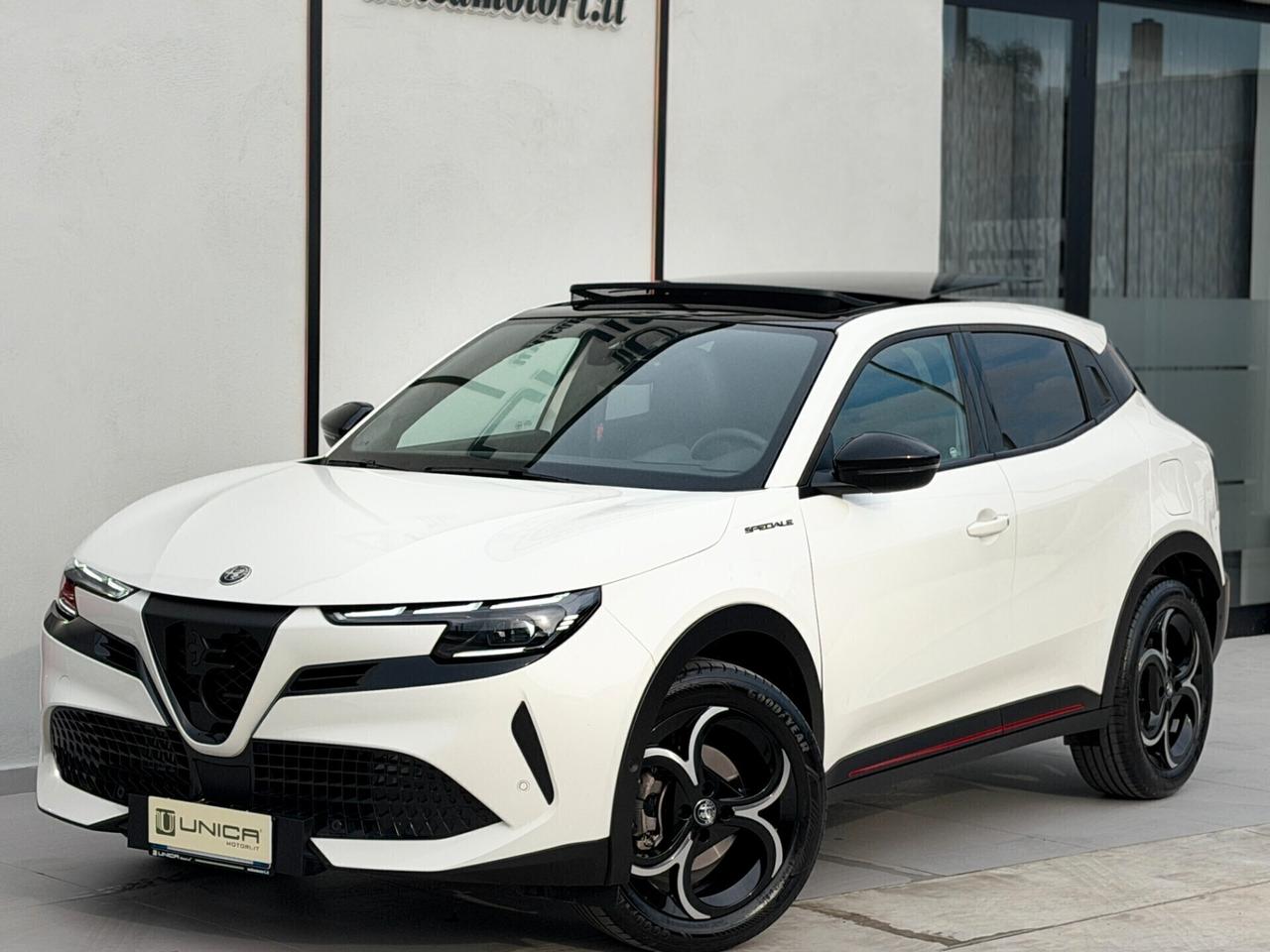 Alfa Romeo Junior 1.2 136 CV Hybrid eDCT6 SPECIALE TETTO