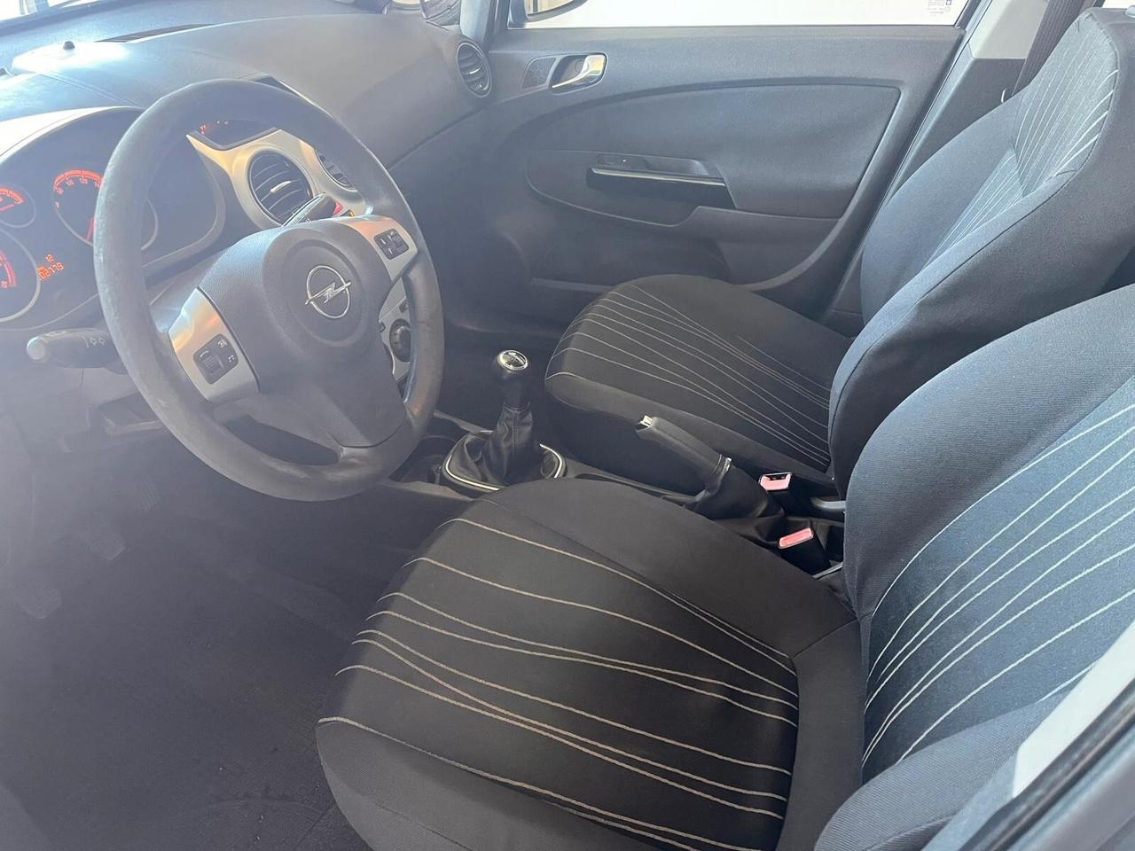 Opel Corsa 1.2 80CV 5 porte GPL-TECH Edition