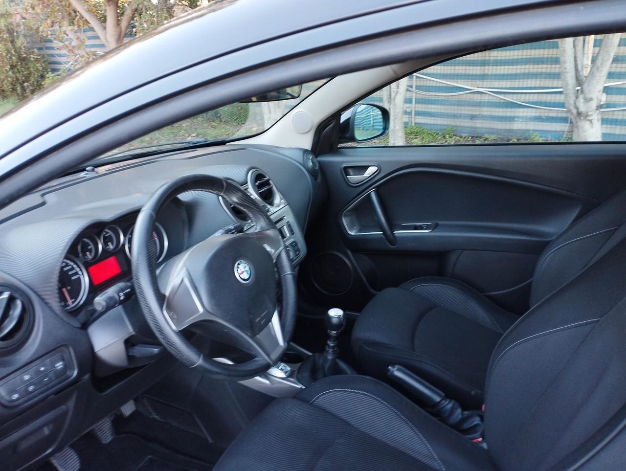 Alfa Romeo MiTo 1.4 78 CV Distinctive Sport Pack