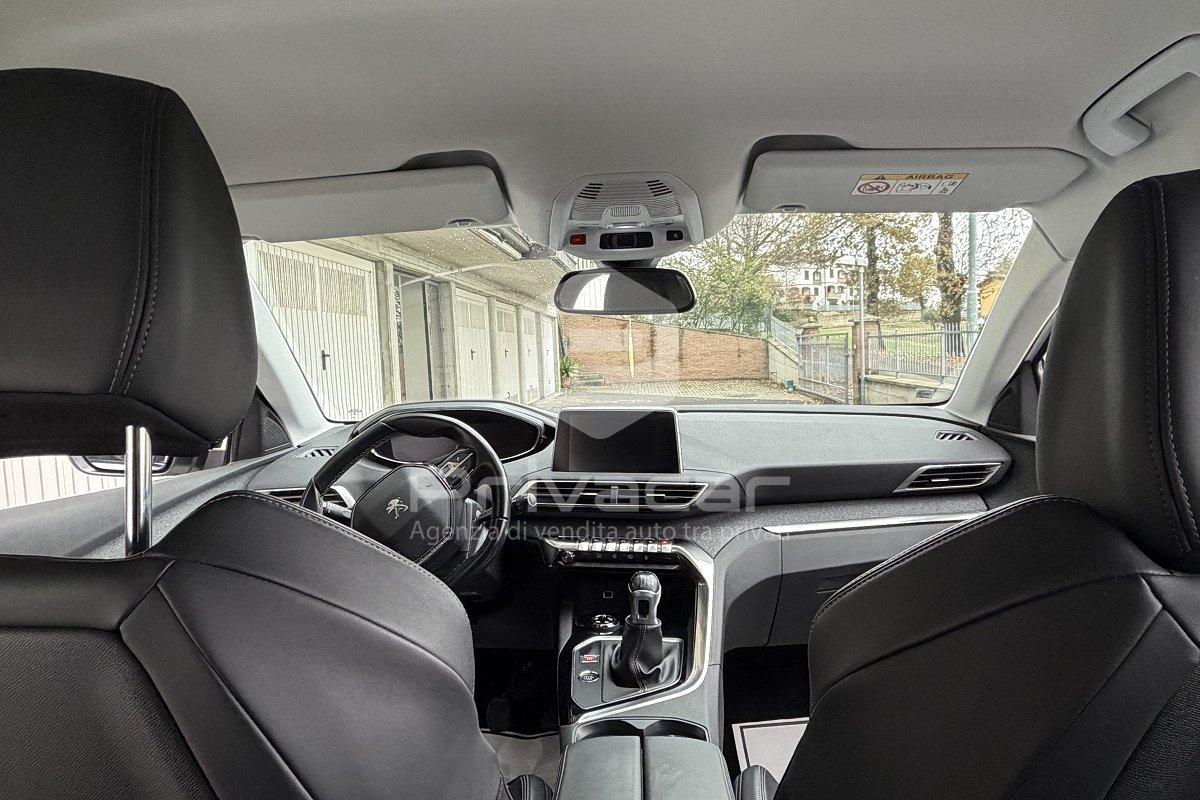 PEUGEOT 3008 BlueHDi 130 S&S Allure