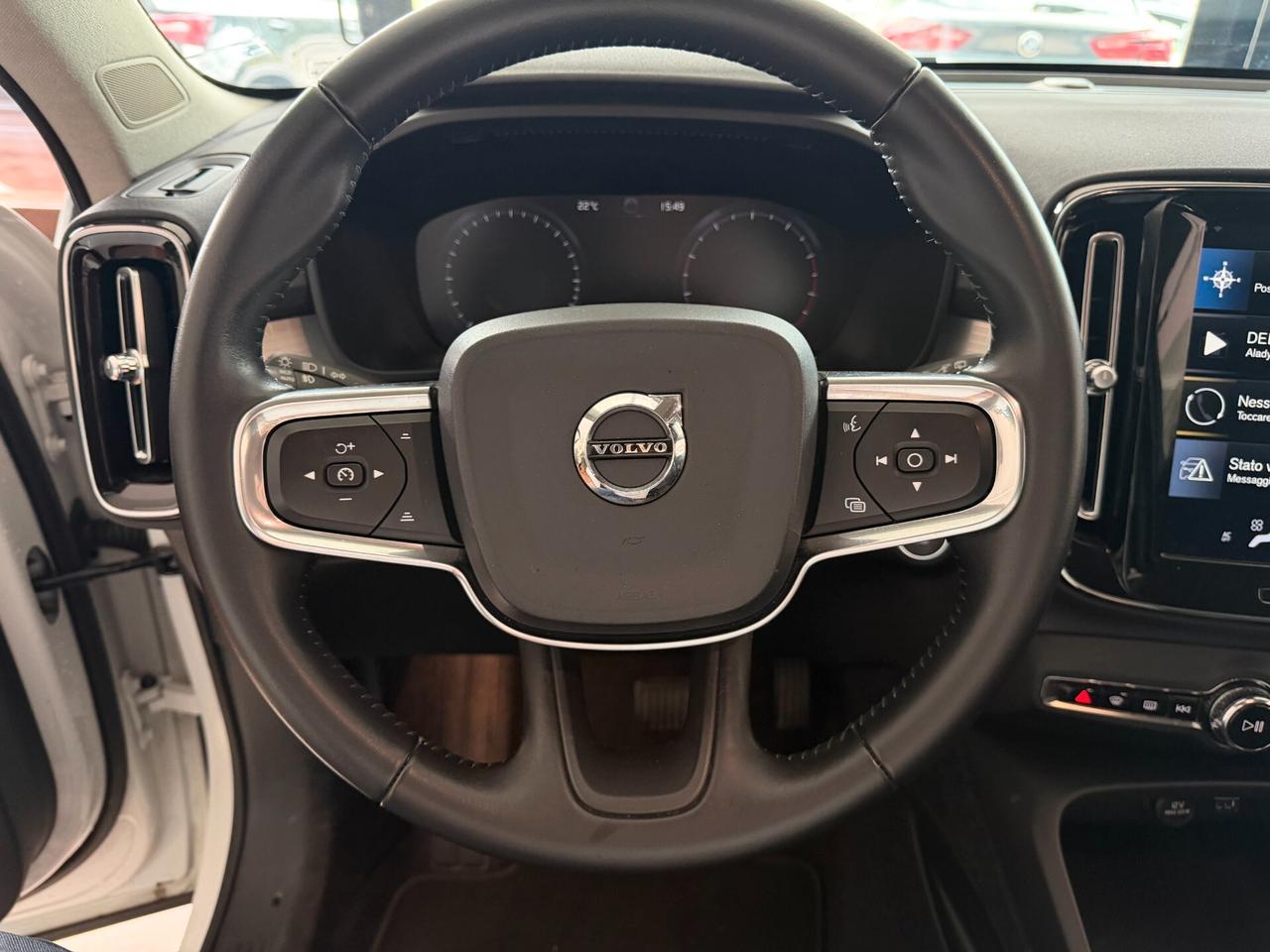 Volvo XC40 2.0cc 190Cv Automatica-Retrocamera