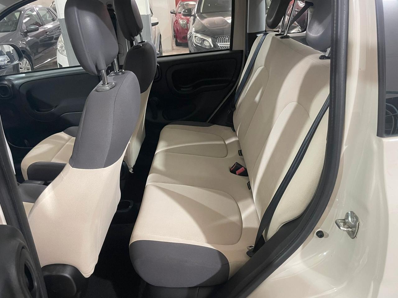 Fiat Panda 0.9 TwinAir Turbo Natural Power Lounge