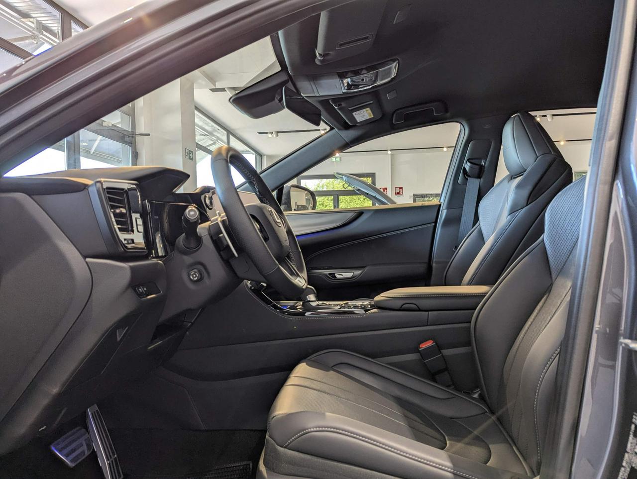 Lexus NX 350h 2.5 F-Sport 4wd e-cvt