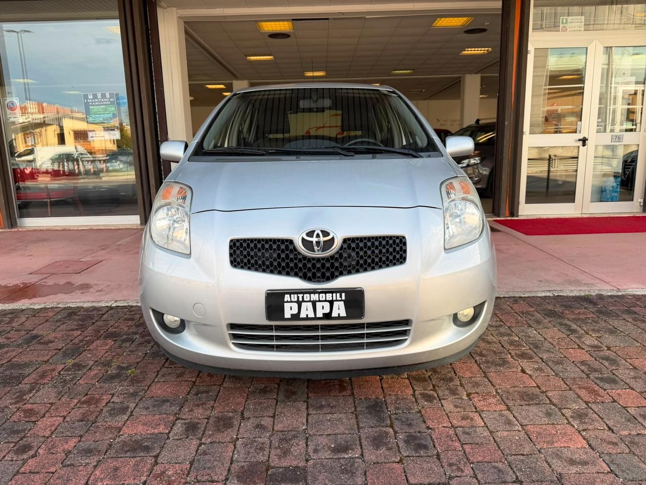 Toyota Yaris 1.3 5 porte