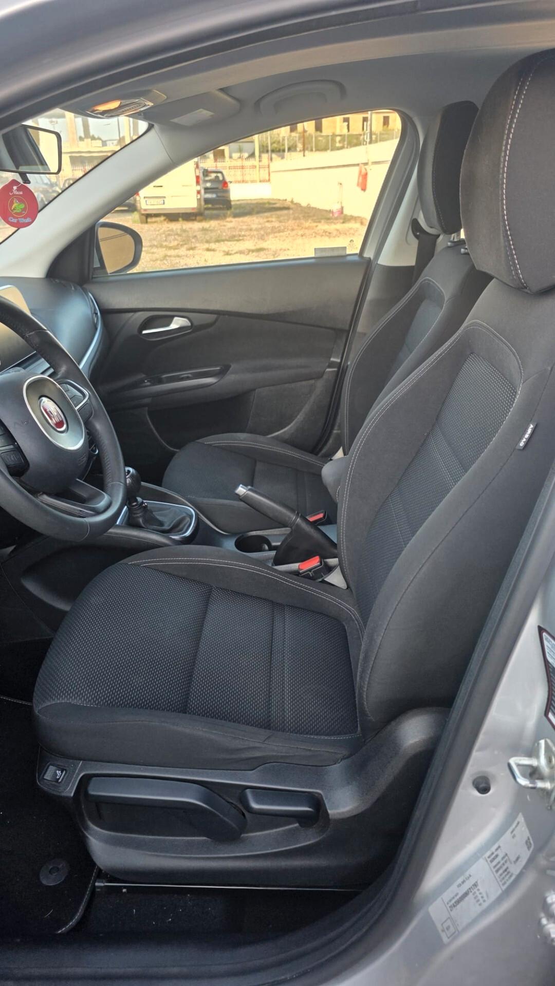 Fiat Tipo 1.6 Mjt S&S SW Lounge