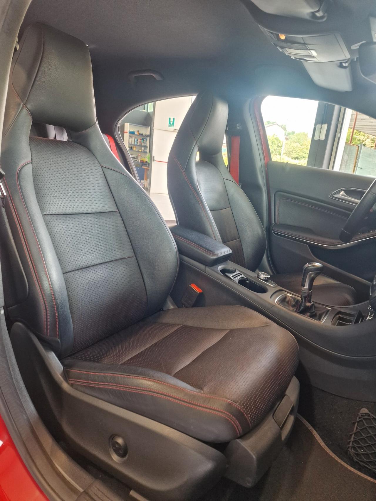 Mercedes-benz AMG A200 d Premium Night Edition