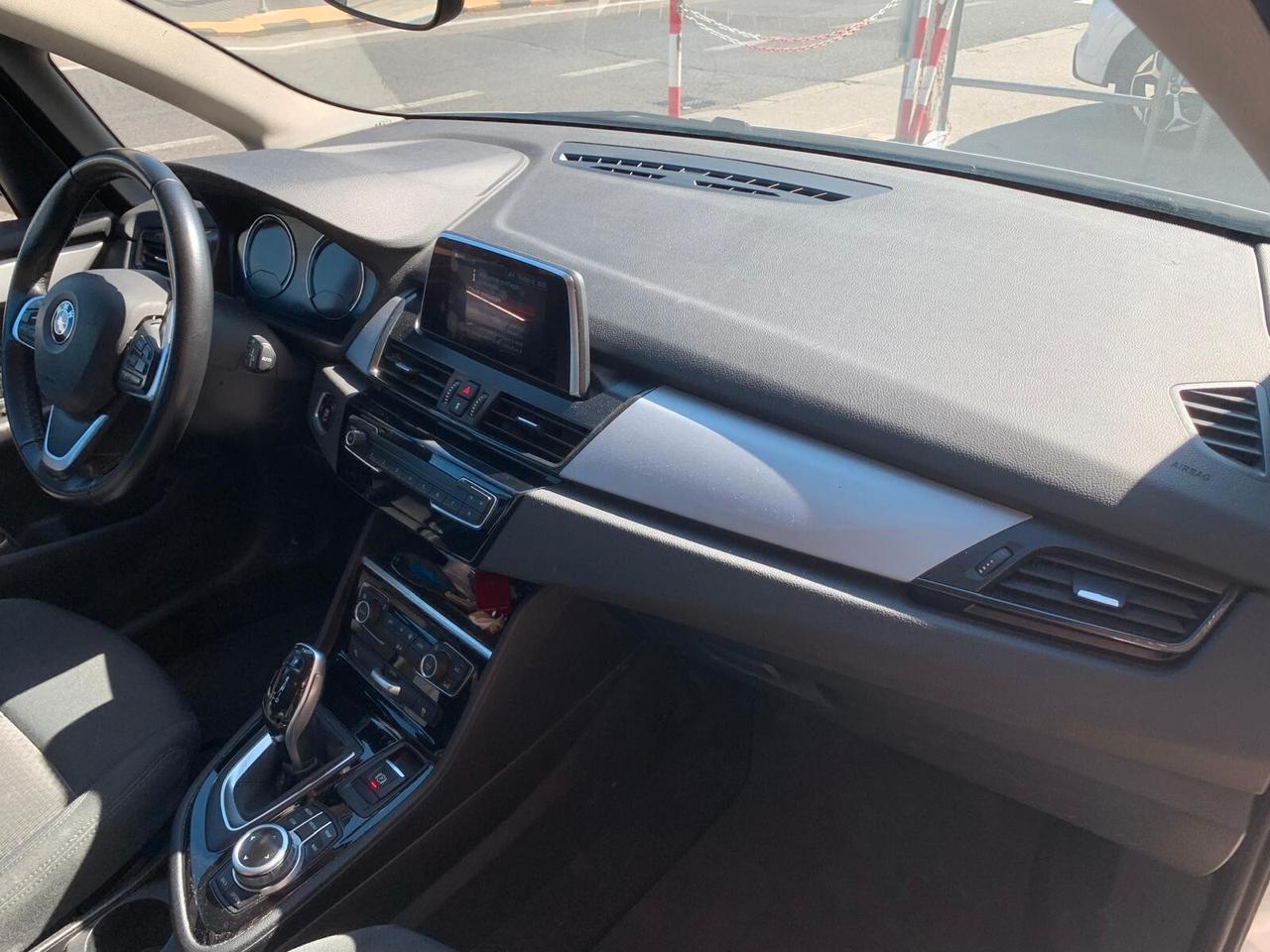 Bmw 218d Active Tourer Luxury unicoprop.