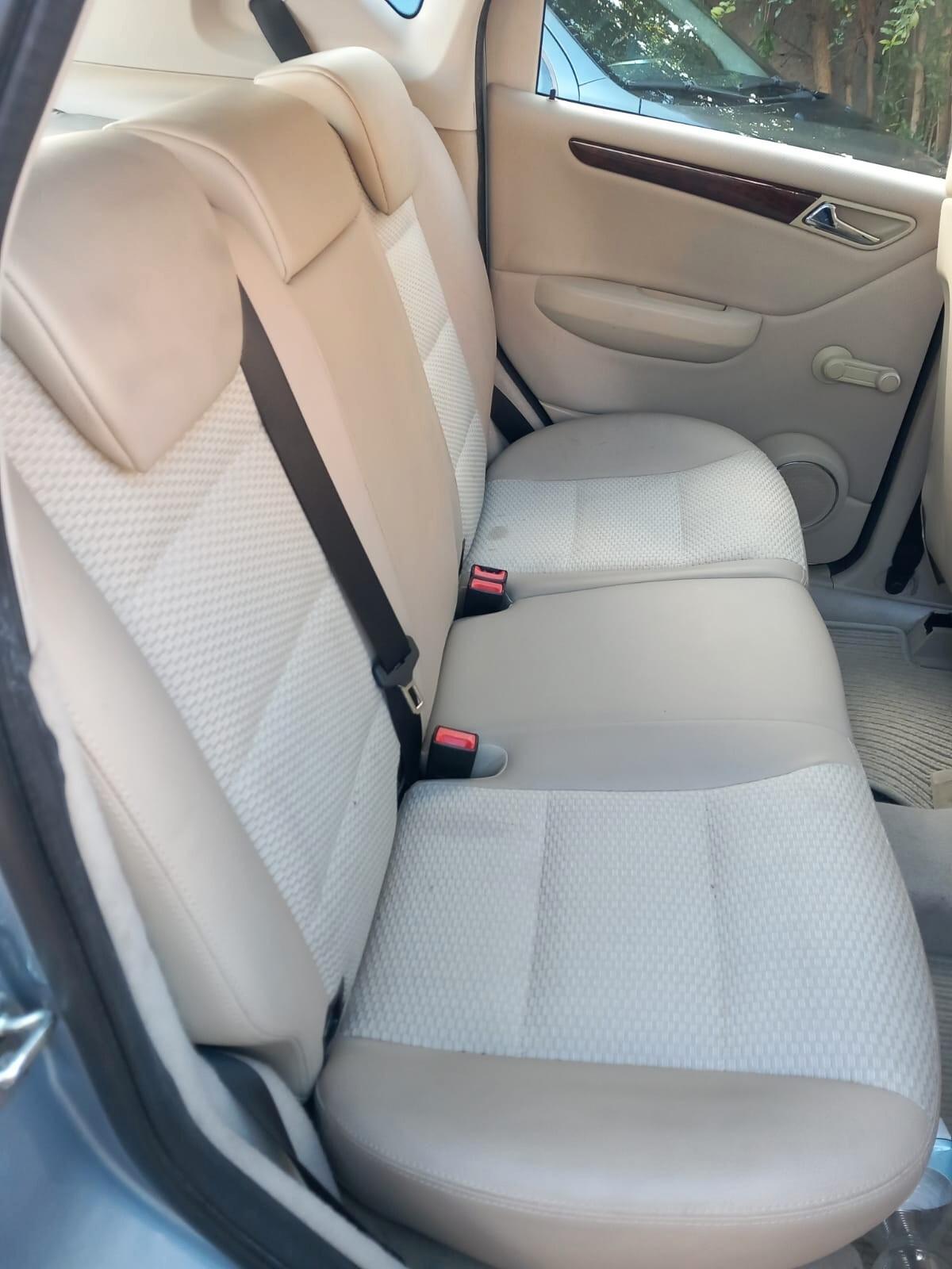 Mercedes-benz A 180 BlueEFFICIENCY Executive