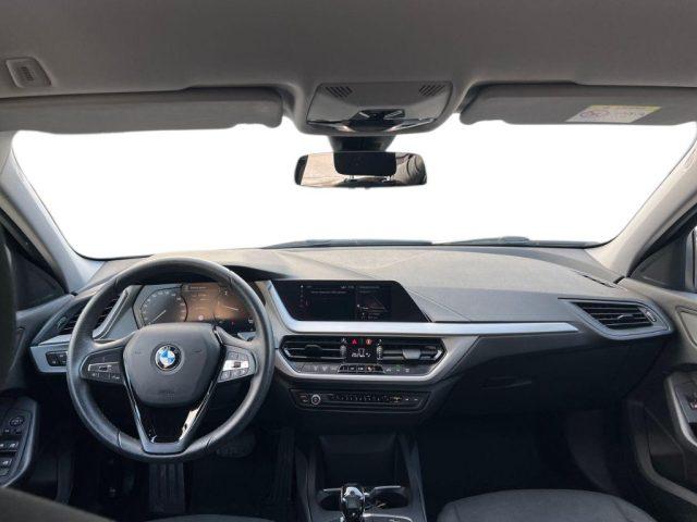 BMW 116 d 5p. Business Advantage