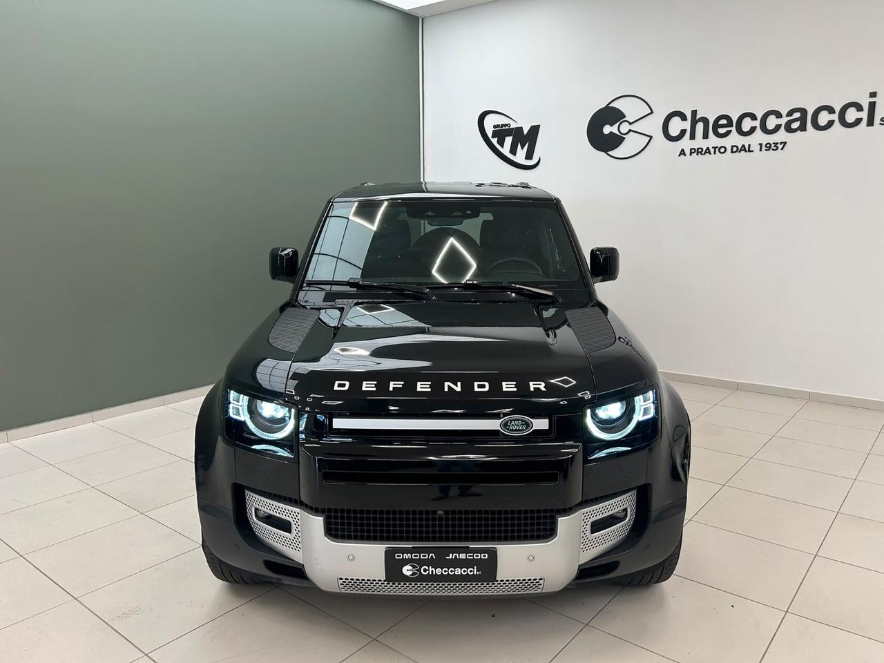 Land Rover Defender 110 3.0D I6 200 CV AWD Auto X-Dynamic SE