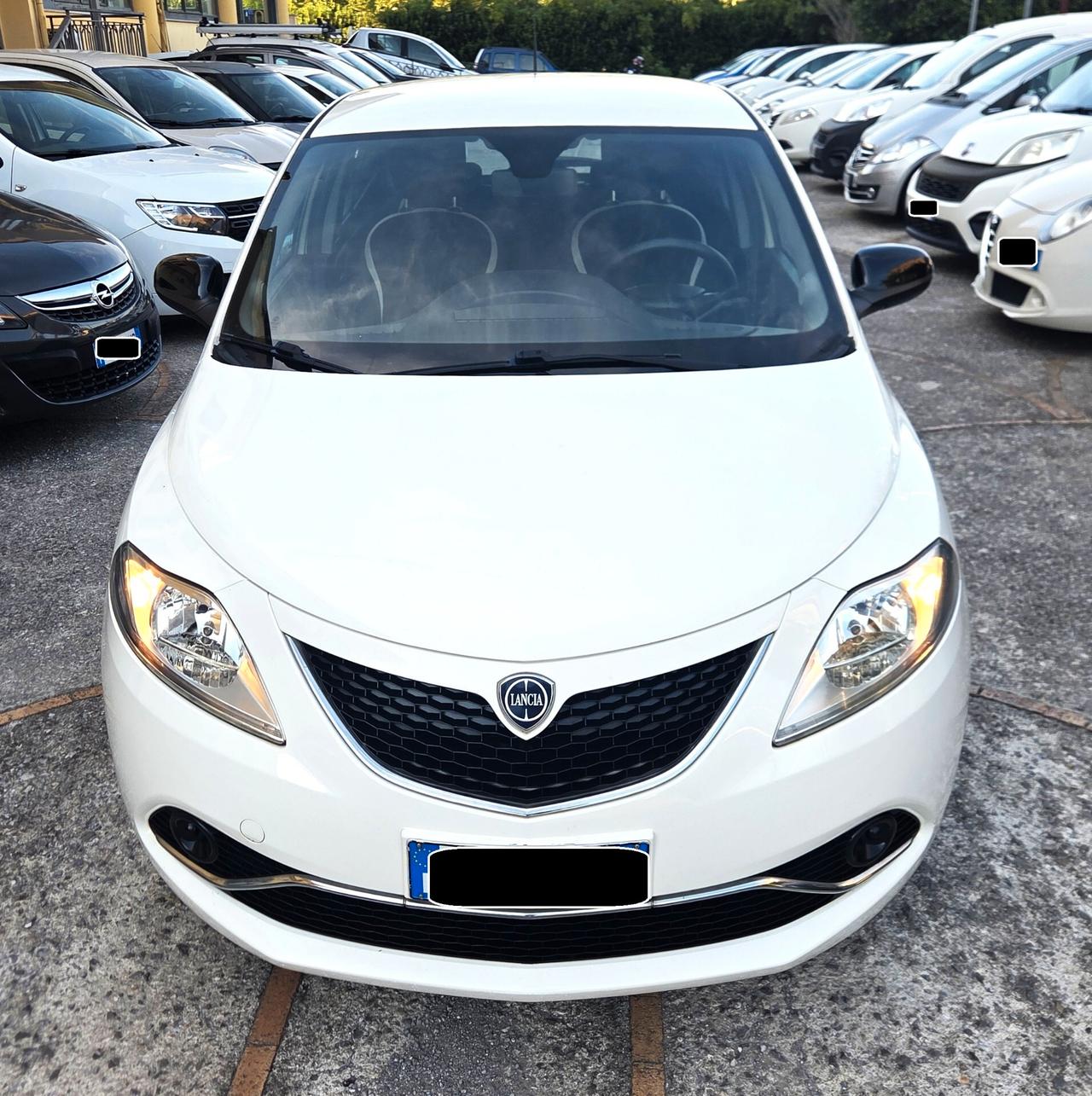 Lancia Ypsilon 1.2 KM 63000 CLIMA AUT. SENSORI CERCHI IN LEGA