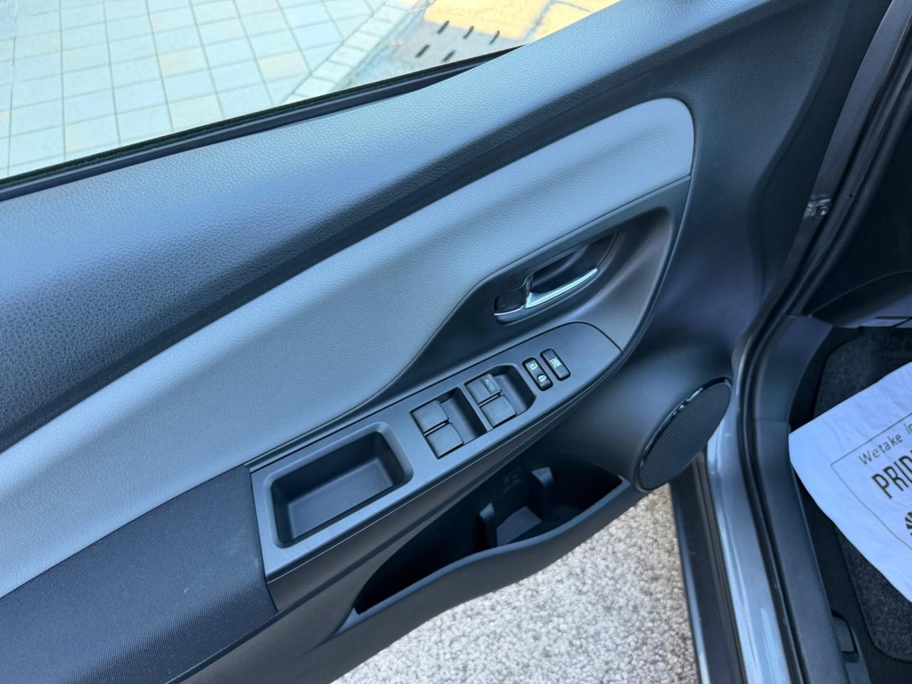 Toyota Yaris 1.0 Benzina Neopatentati