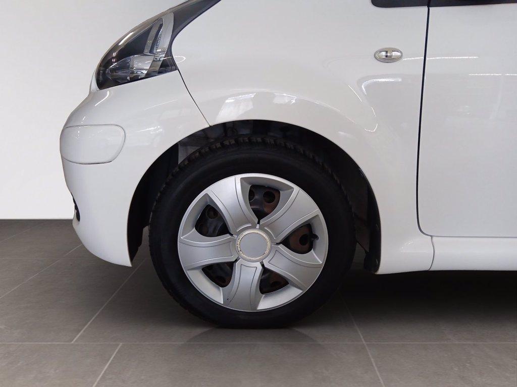 TOYOTA Aygo 5 porte del 2011