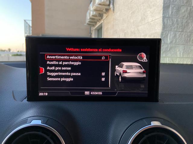 AUDI Q2 30 TDI Admired Advanced-RETROCAMERA-CARPLAY
