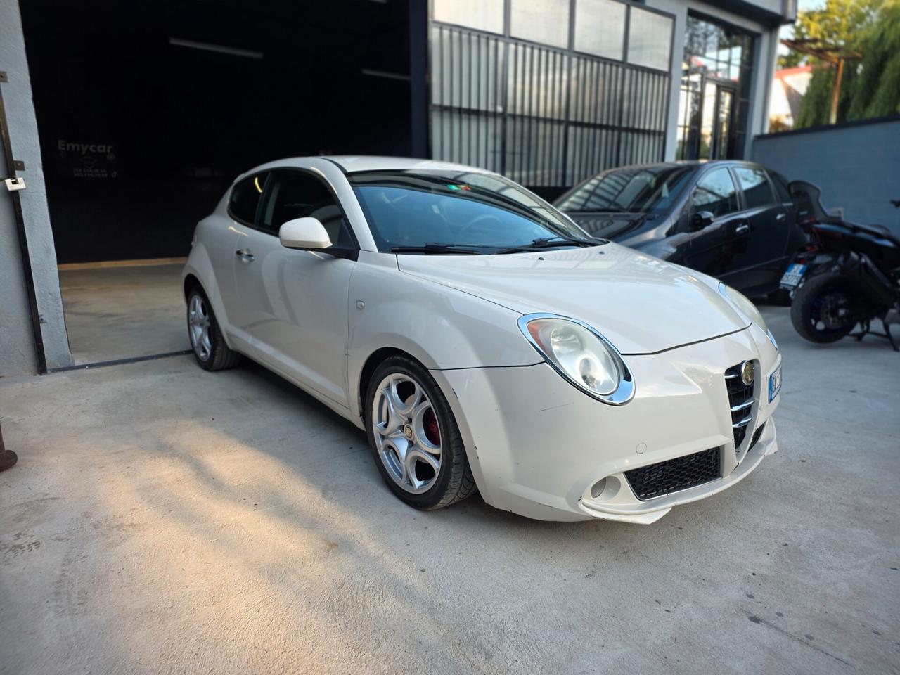 Alfa Romeo MiTo 1.6 JTDm 16V Distinctive Sport Pack