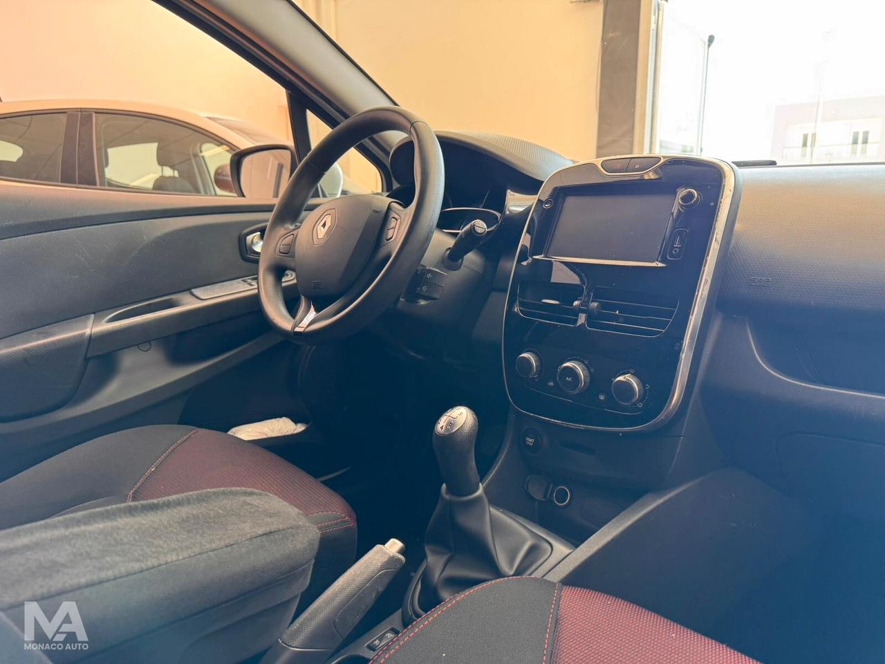 Renault Clio 1.5 dCi 8V 75CV zen 2015