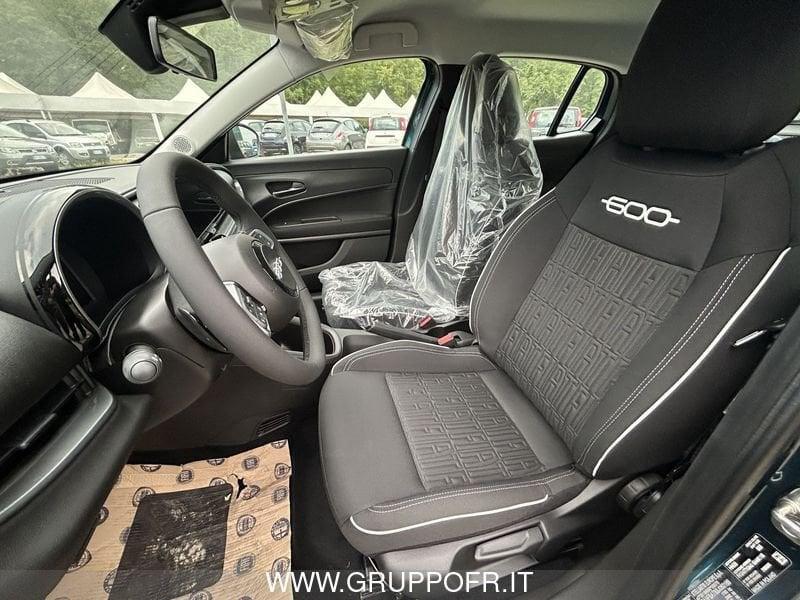 FIAT 600 Hybrid 110 CV DCT MHEV Pop