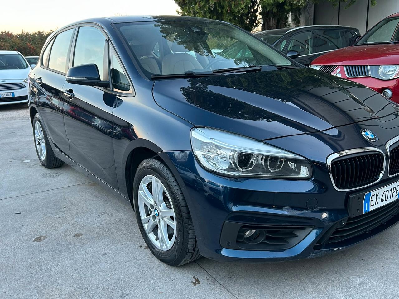 Bmw 216 218d Active Tourer Sport con cambio manuale