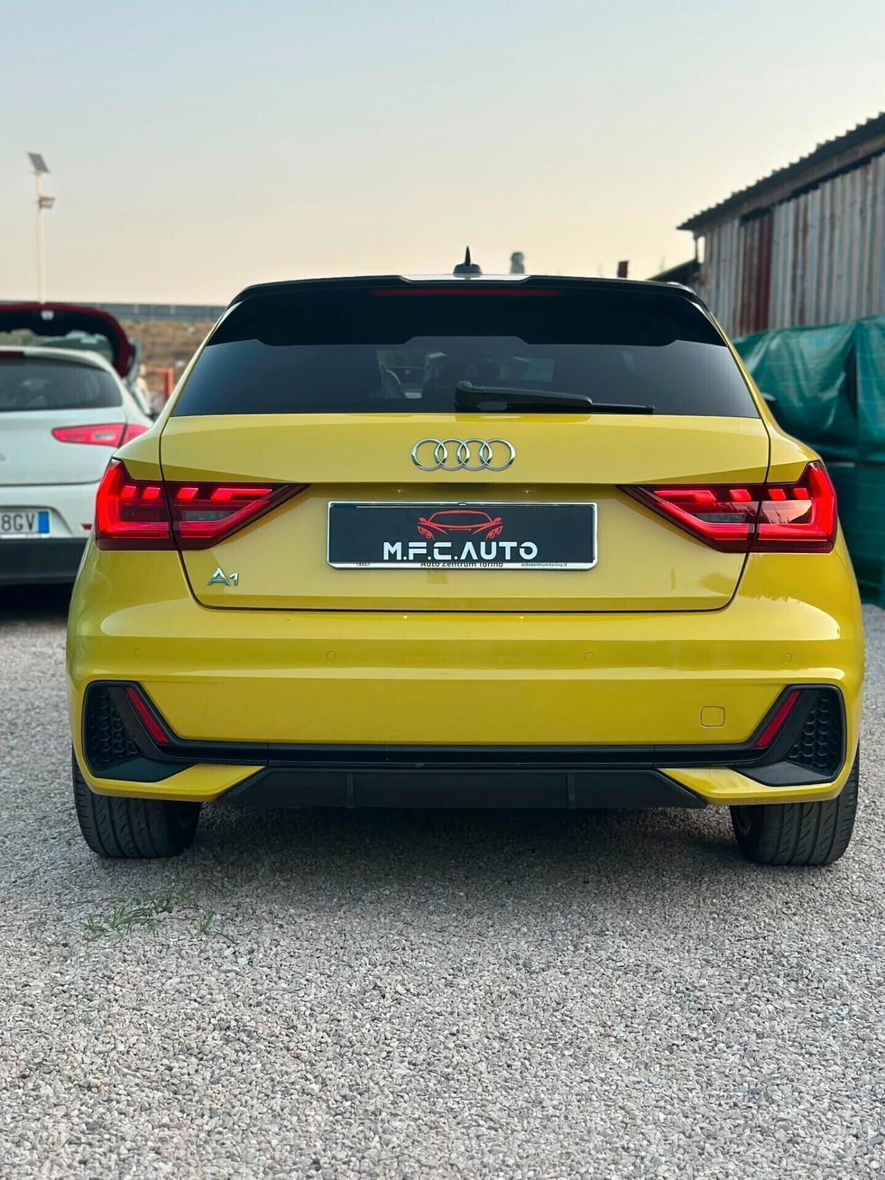 Audi A1 2023 SPB S-line Identity Black GARANZIA AUDI